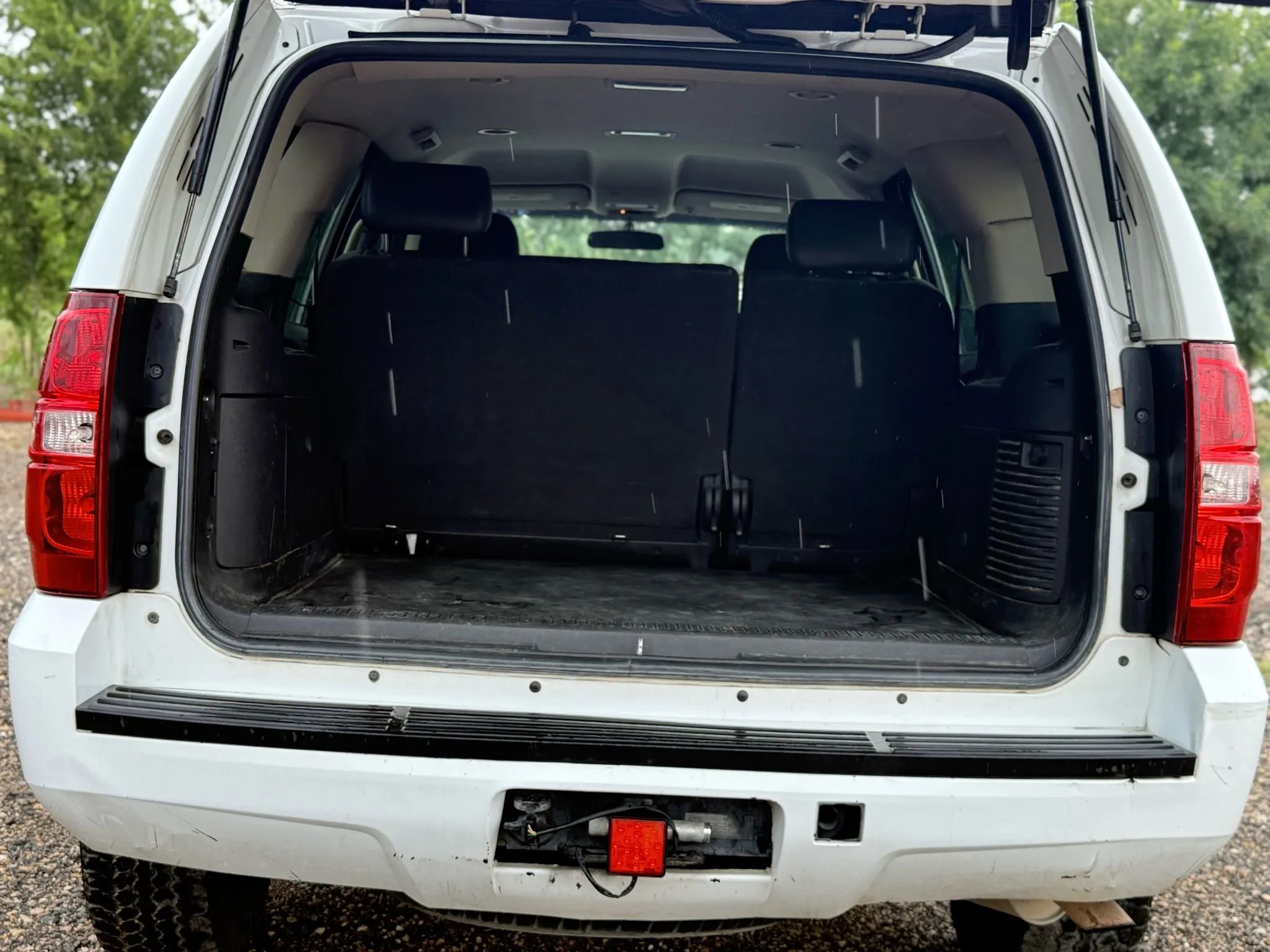 Used 2010 Chevrolet Tahoe LS w/ Skid Plate Package image 7