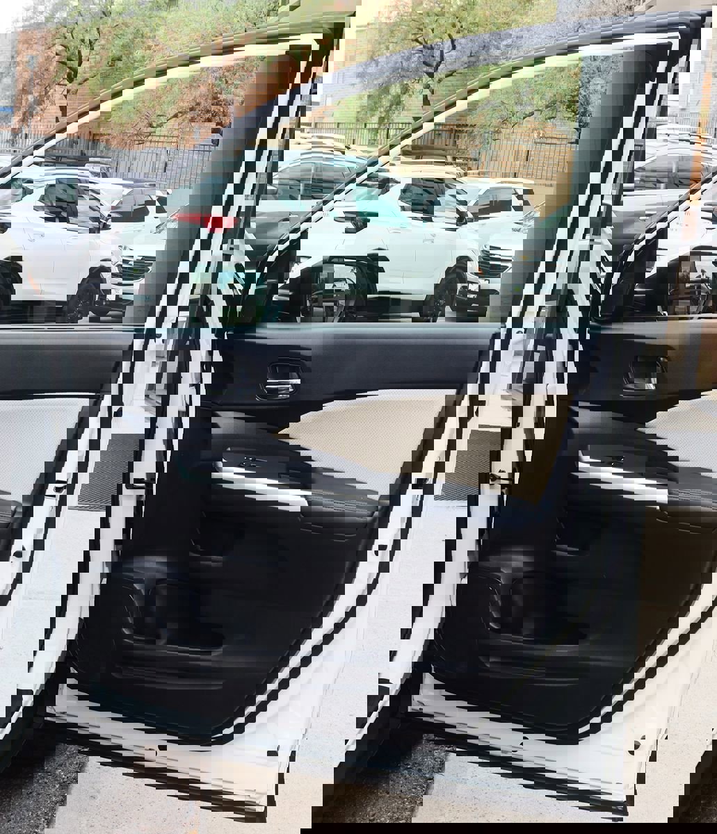 Used 2016 Honda CR-V Touring image 34