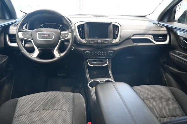 Used 2022 GMC Terrain SLE w/ Driver Convenience Package FWD image 12