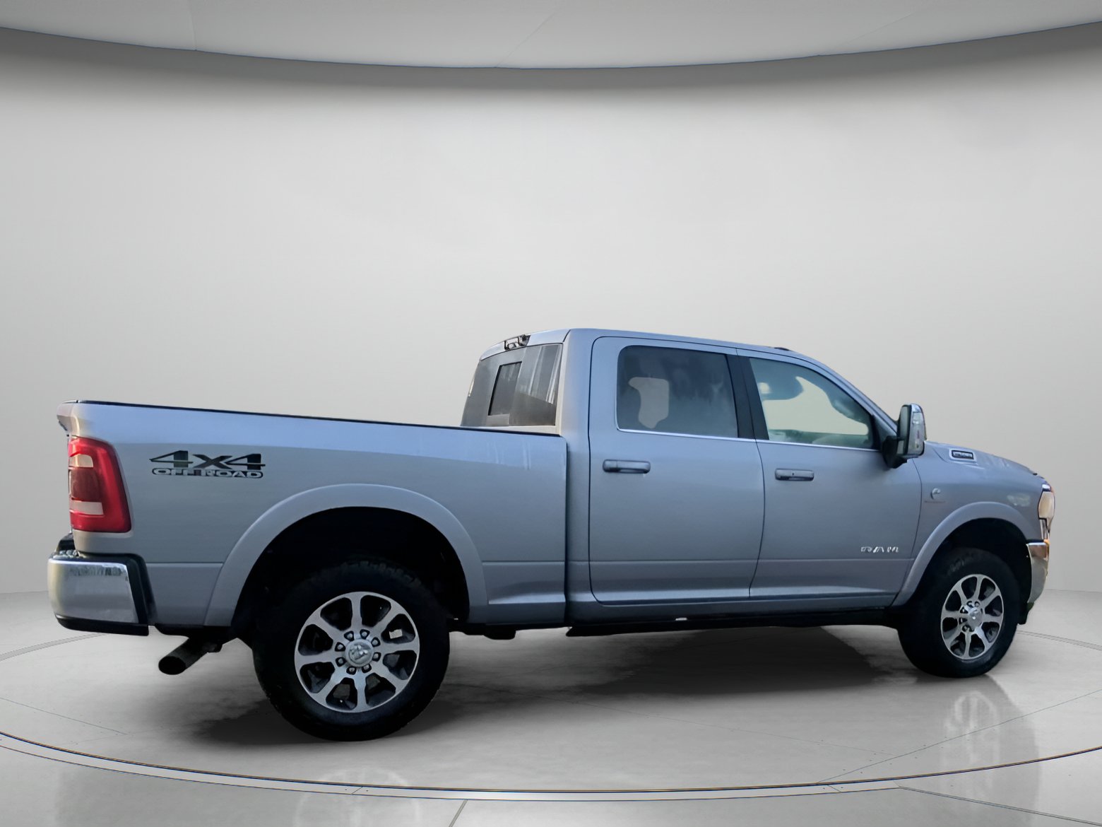 Used 2024 RAM 2500 Limited w/ Safety Group AWD/4WD image 30