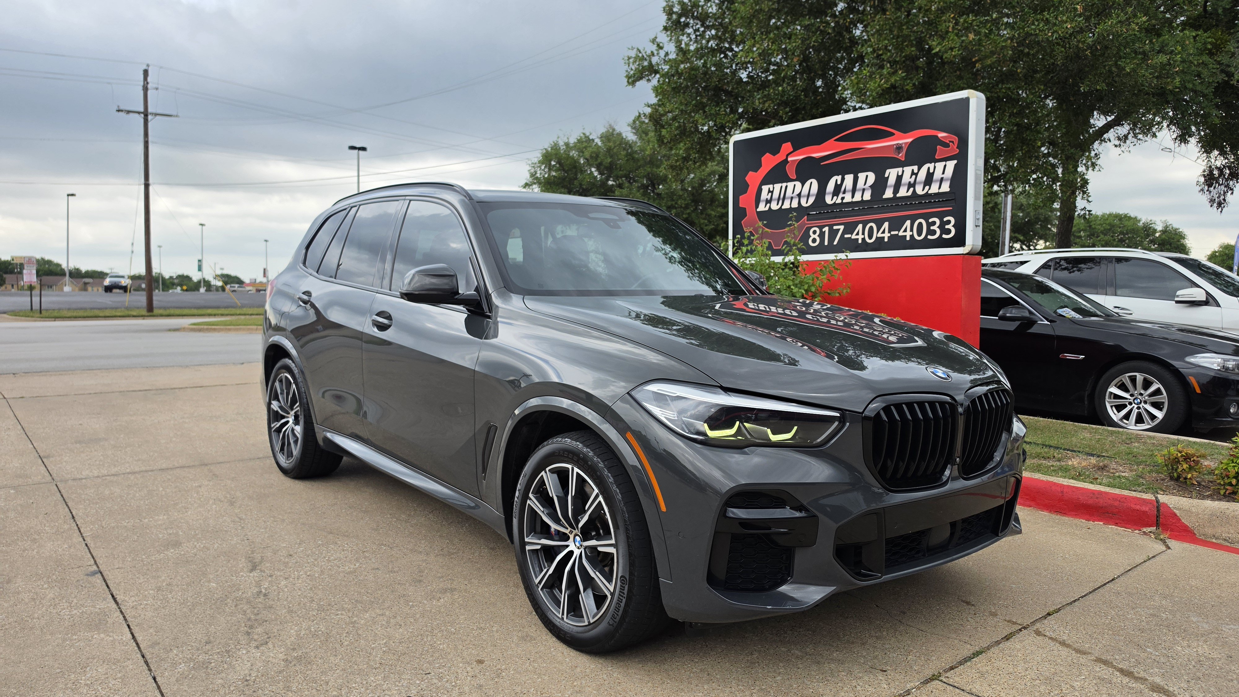 Used 2022 BMW X5 M50i AWD/4WD image 6