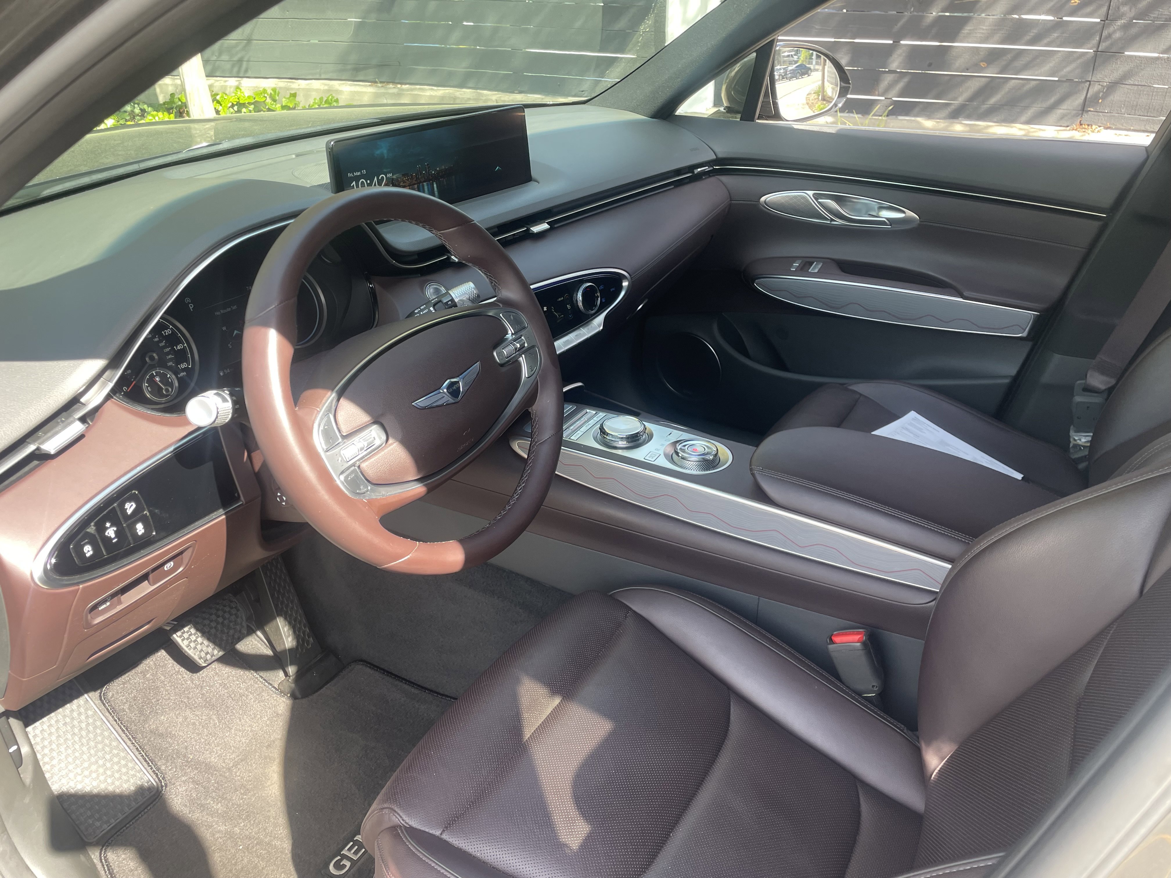 Used 2022 Genesis GV70 2.5T w/ Advanced Package image 12