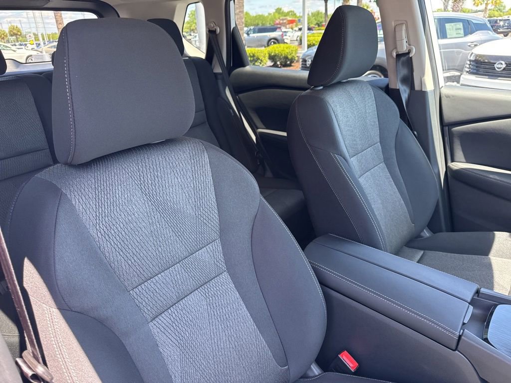 New 2026 Nissan Rogue SV FWD image 19