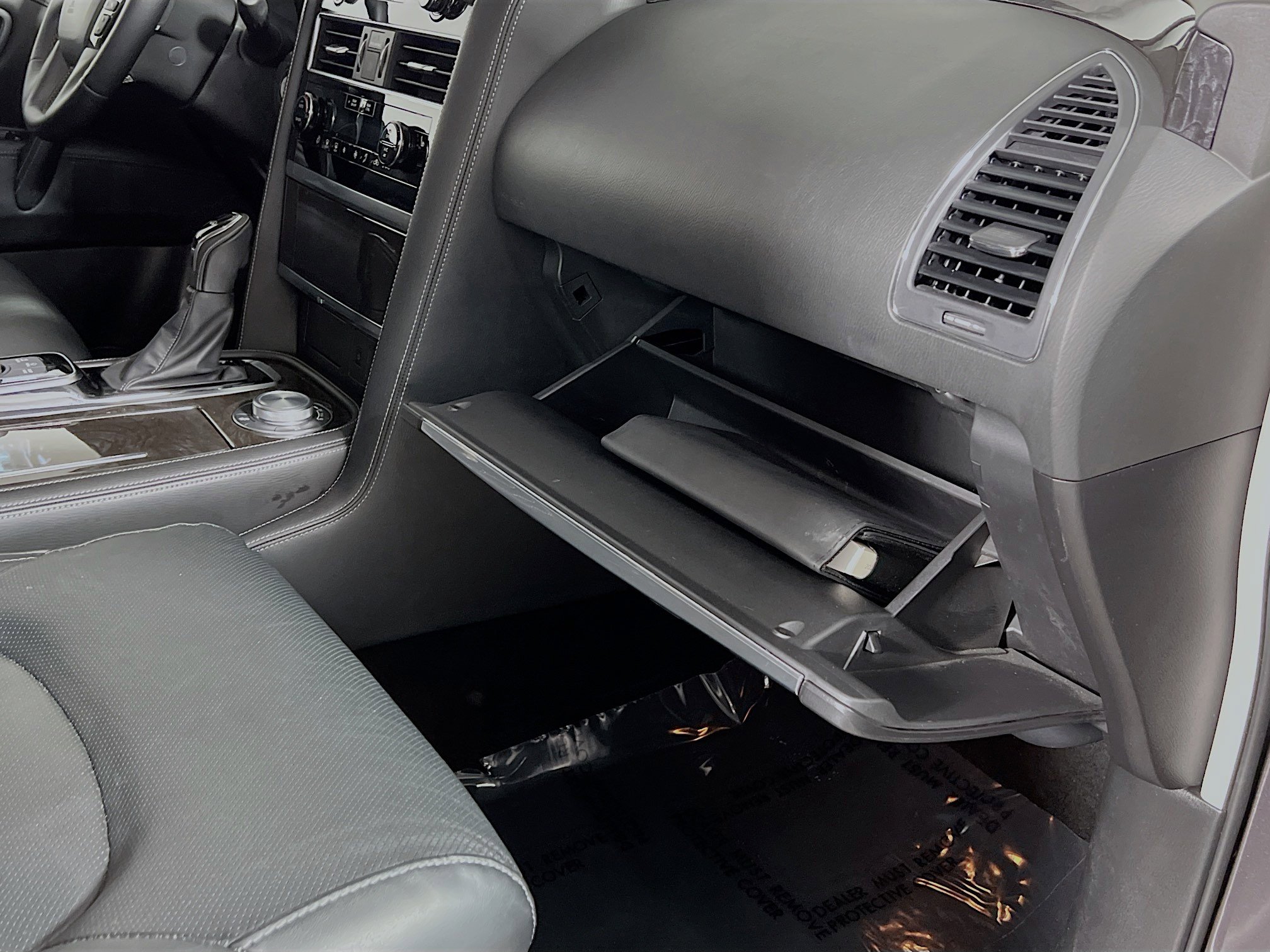 Used 2024 INFINITI QX80 Luxe image 35