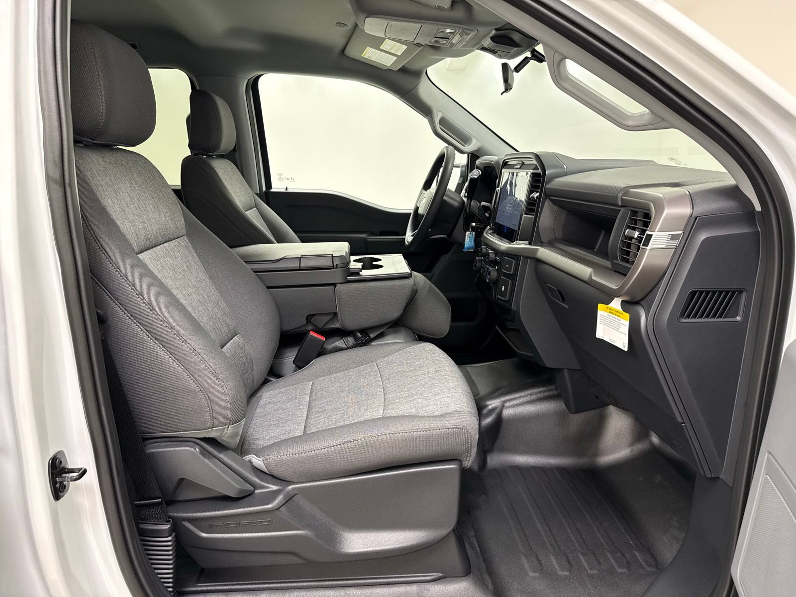 New 2026 Ford F150 XL w/ Equipment Group 103A High RWD image 24