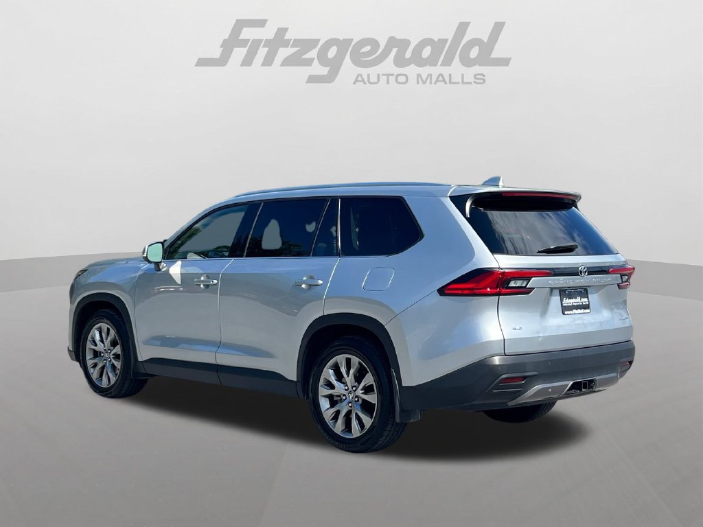 Used 2024 Toyota Grand Highlander AWD image 9