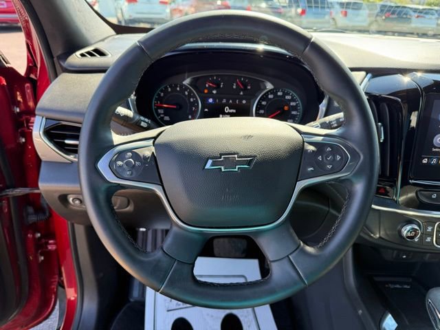 Used 2023 Chevrolet Traverse LT w/ Midnight/Sport Edition image 2