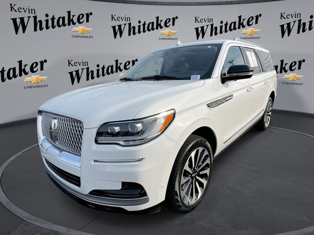 Used 2024 Lincoln Navigator L Reserve AWD/4WD image 1