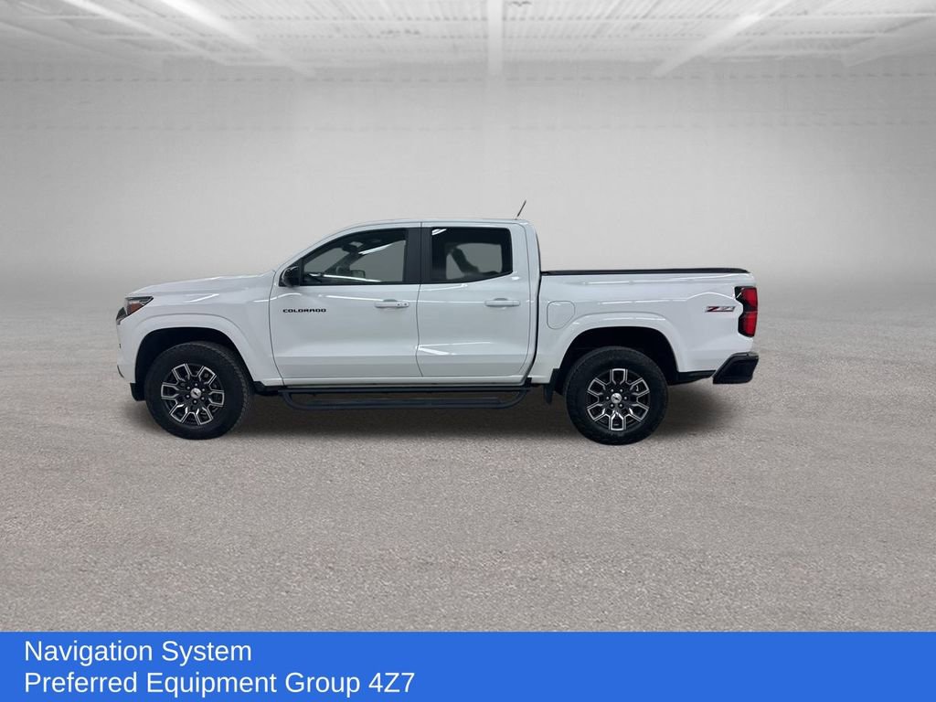 Used 2023 Chevrolet Colorado Z71 w/ Z71 Convenience Package 2 image 8