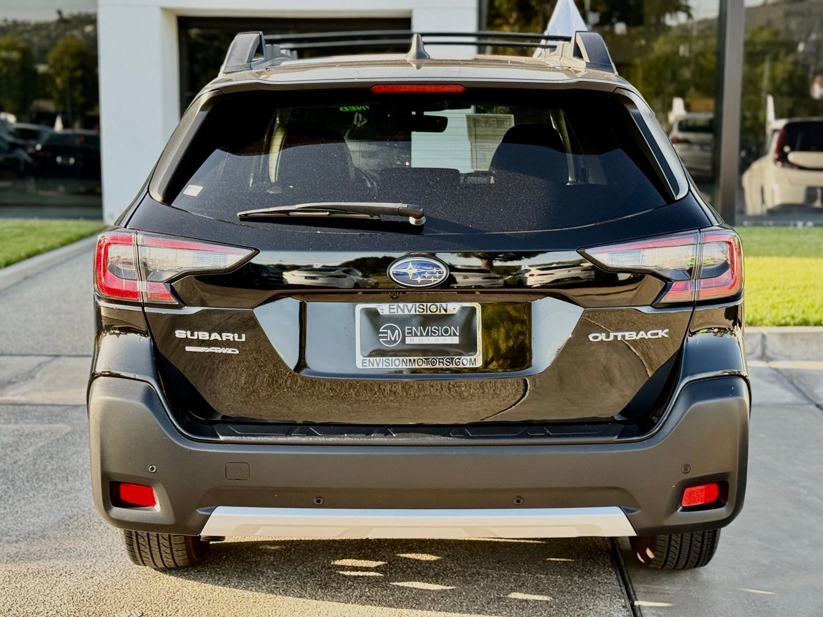 Used 2023 Subaru Outback Limited AWD/4WD image 11