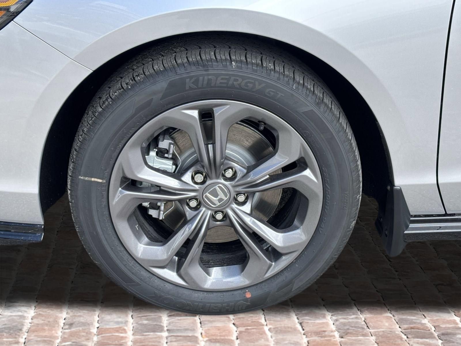 New 2026 Honda Accord EX-L image 39