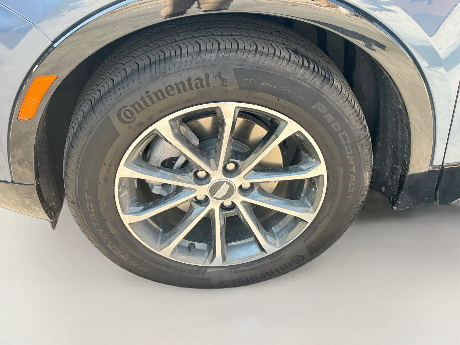 Used 2025 Cadillac XT4 Sport AWD/4WD image 33