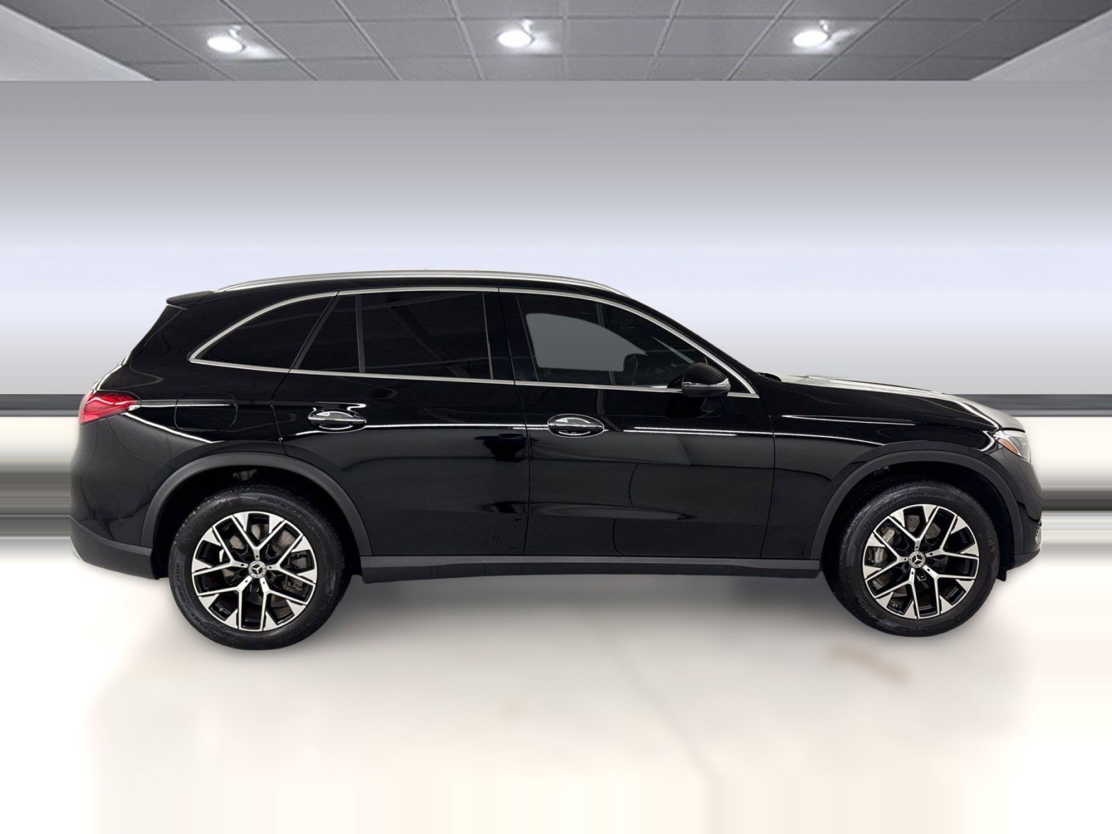 Certified 2025 Mercedes-Benz GLC 350e 4MATIC image 8