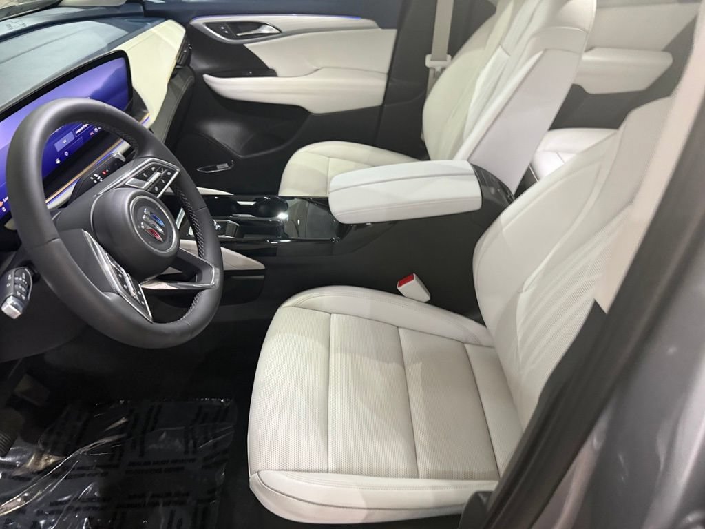 Used 2024 Buick Envision Avenir AWD/4WD image 11