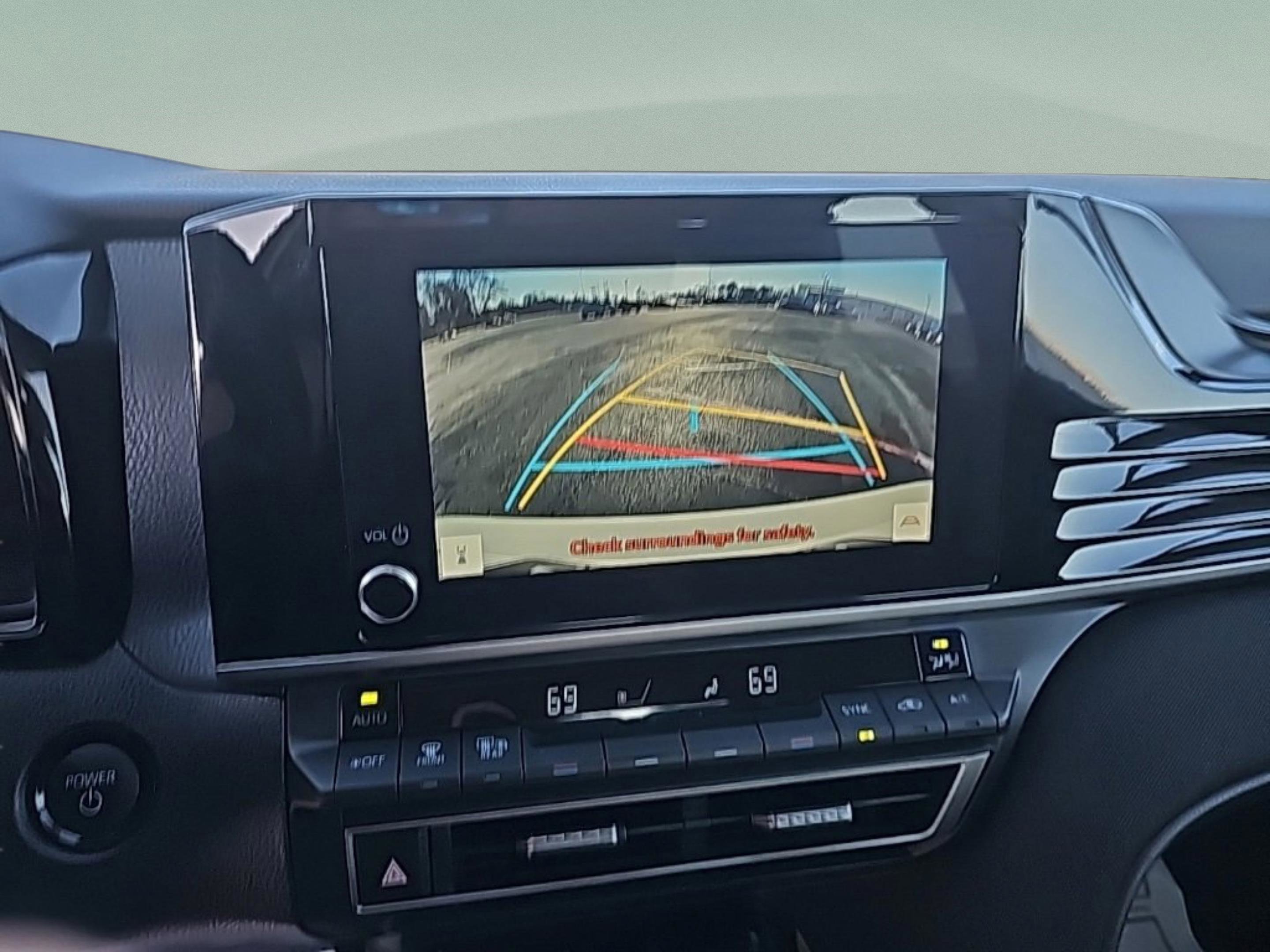 Used 2025 Toyota Camry LE image 14