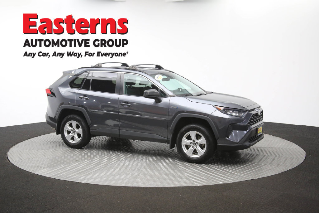 Used 2021 Toyota RAV4 LE w/ Carpet Mat Package (TMS) AWD/4WD image 49