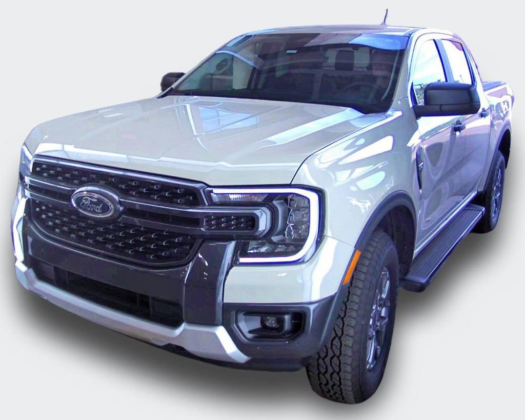Used 2025 Ford Ranger XLT w/ Equipment Group 301A High AWD/4WD image 5
