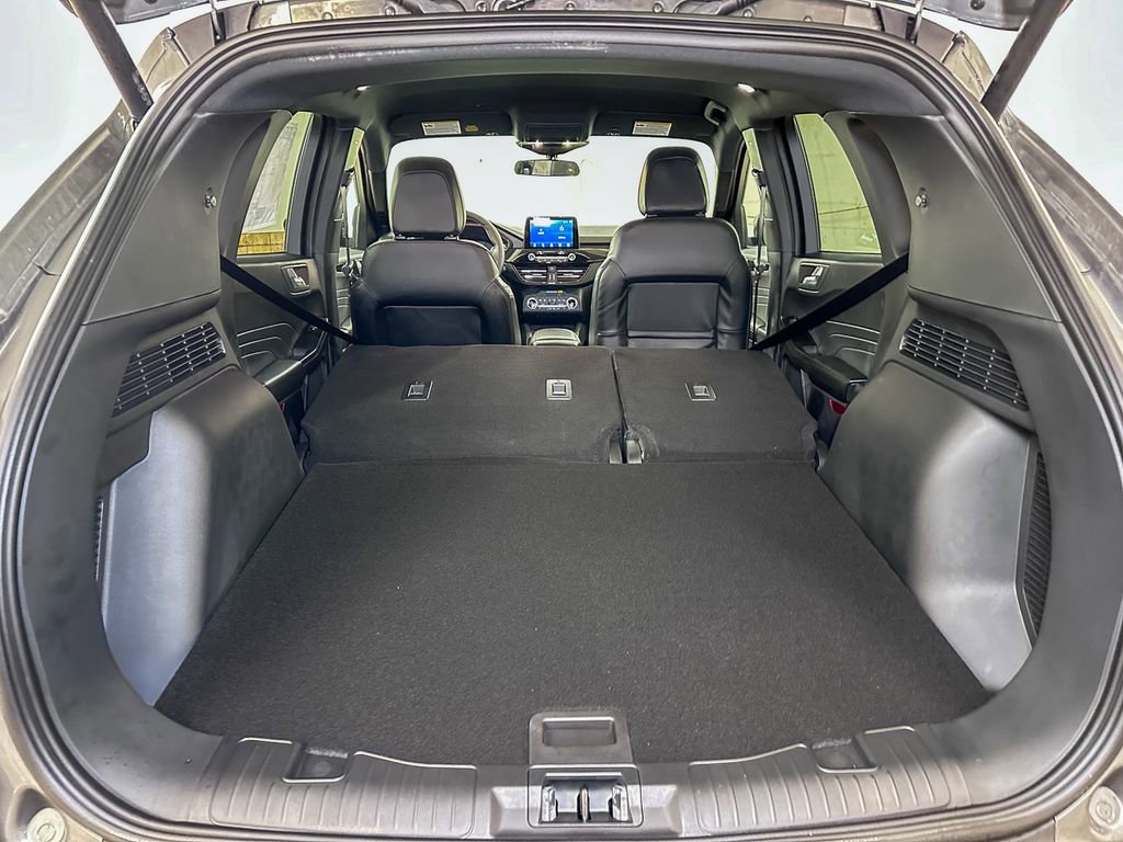 New 2026 Ford Escape ST-Line Select w/ Equipment Group 401A image 16