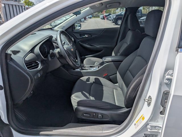 Used 2021 Chevrolet Malibu RS image 5