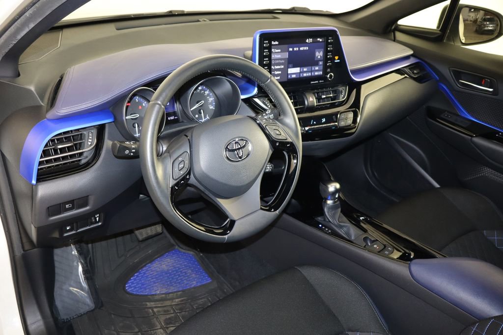 Used 2020 Toyota C-HR XLE image 24