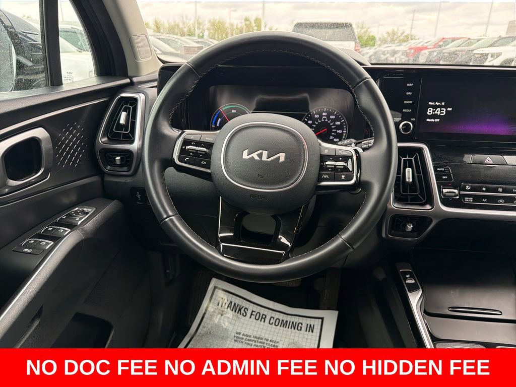 Used 2023 Kia Sorento EX AWD/4WD image 15