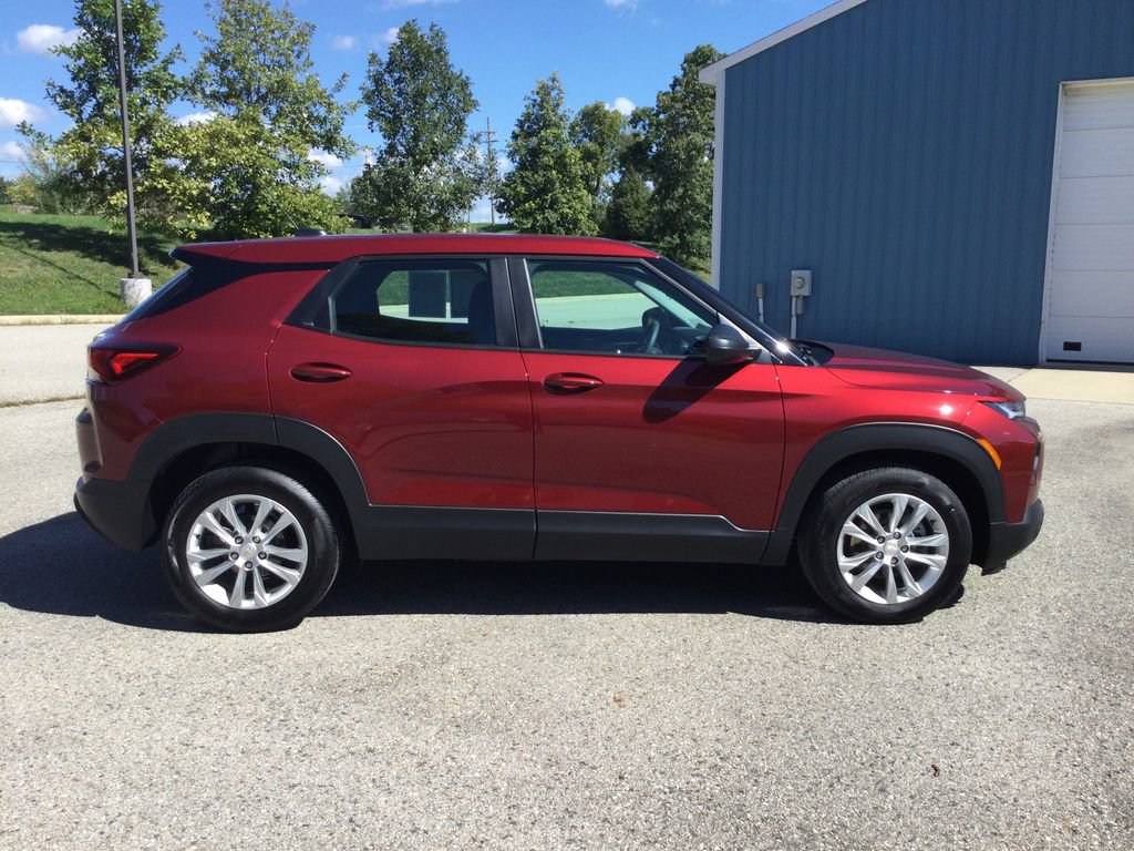 Used 2023 Chevrolet TrailBlazer LS FWD image 10