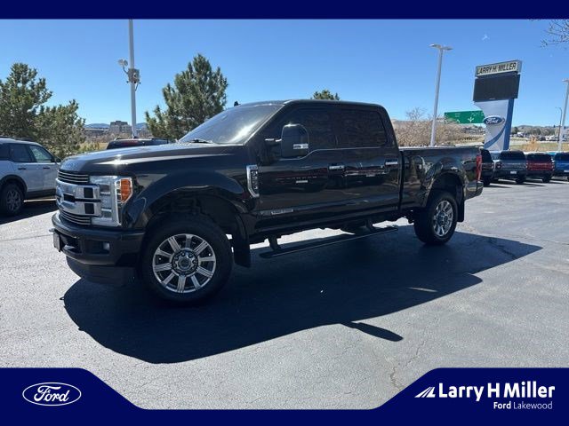 Used 2019 Ford F350 Limited image 1