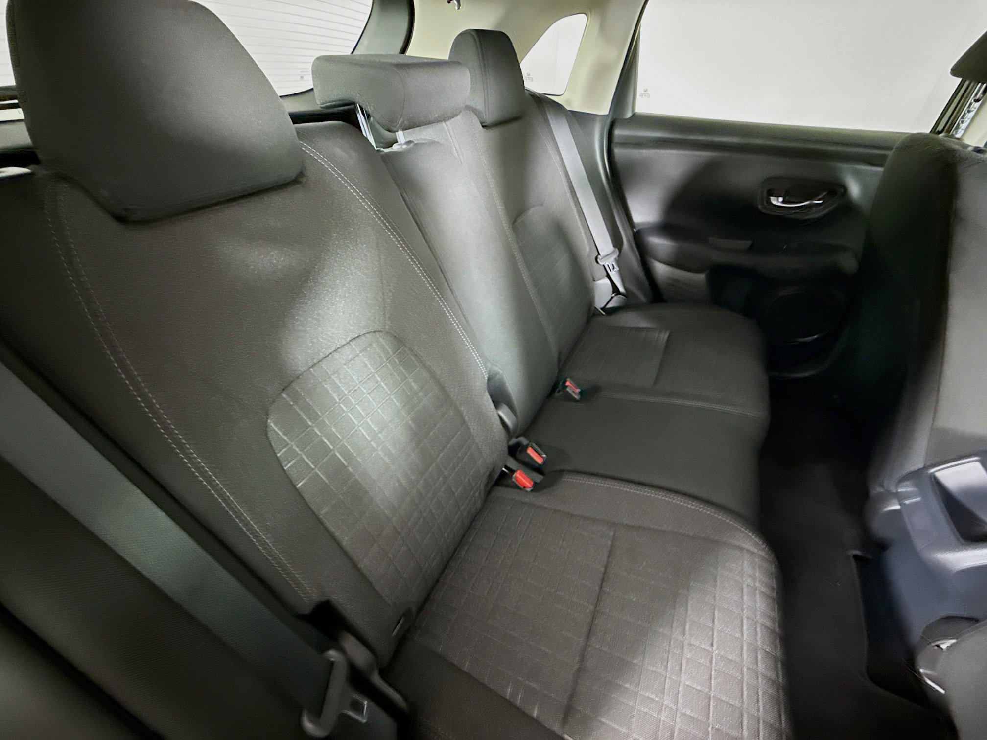 Certified 2026 Honda HR-V LX image 32