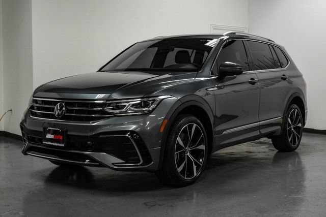 Used 2024 Volkswagen Tiguan SEL R-Line AWD/4WD image 4