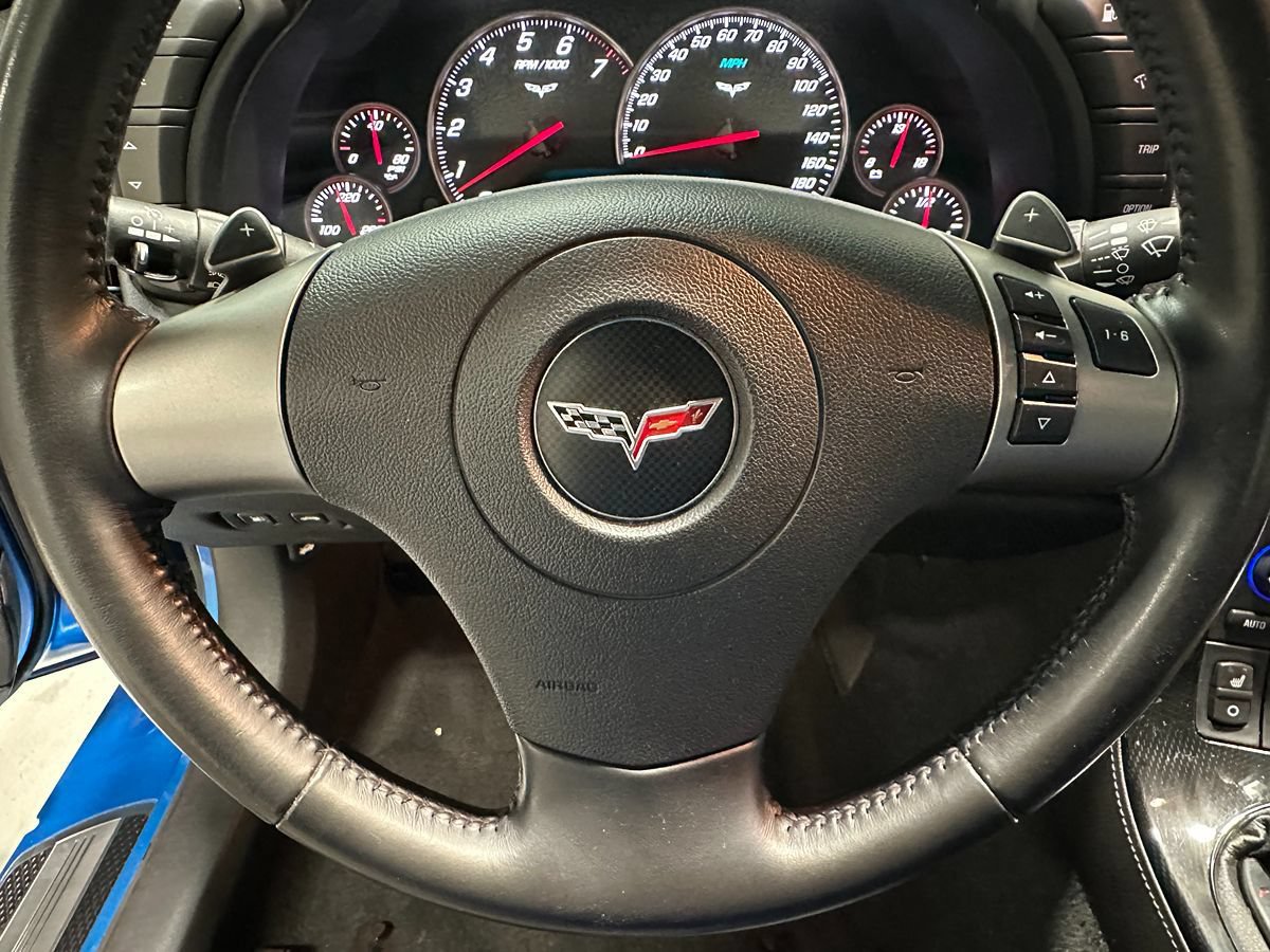 Used 2008 Chevrolet Corvette Coupe w/ Preferred Equipment Group RWD image 27