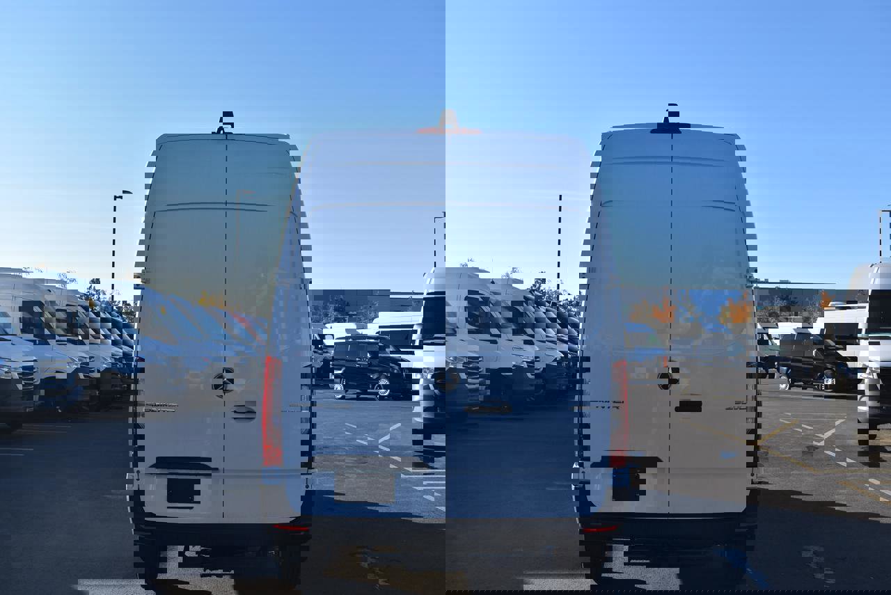 New 2025 Mercedes-Benz Sprinter 2500 image 7