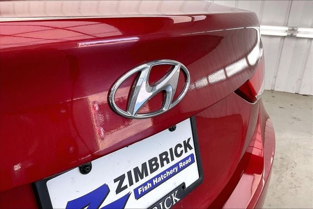 Used 2012 Hyundai Elantra GLS FWD image 30
