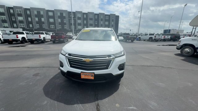 Used 2024 Chevrolet Traverse LT AWD/4WD image 3