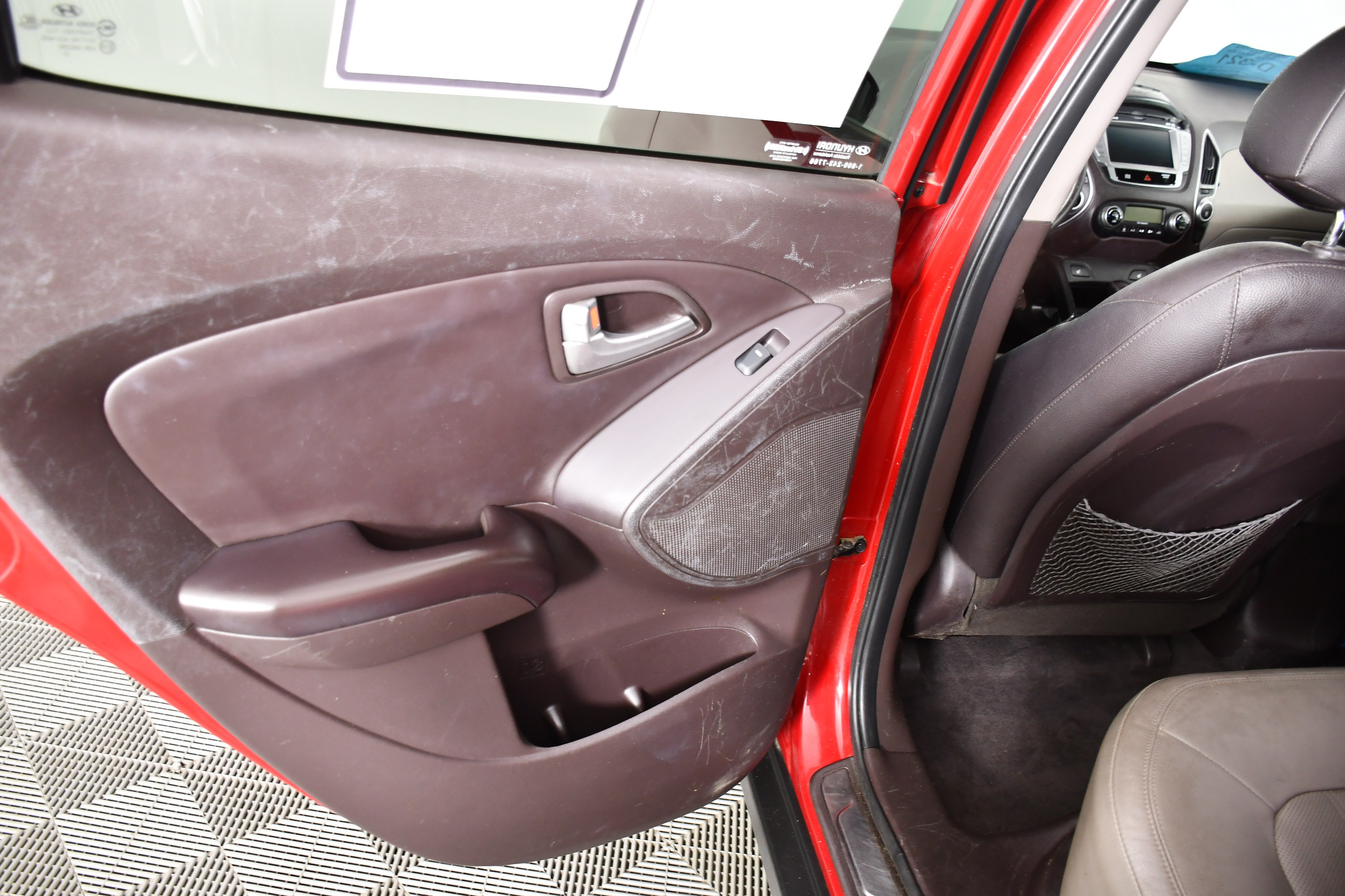 Used 2013 Hyundai Tucson Limited w/ Premium Pkg AWD/4WD image 45
