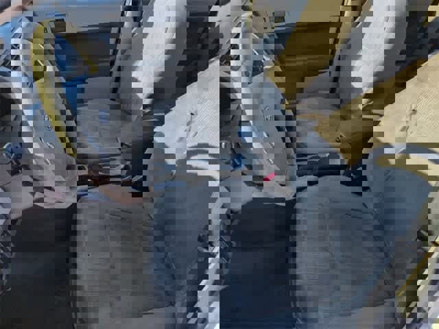 Used 2010 Ford Focus SE image 15