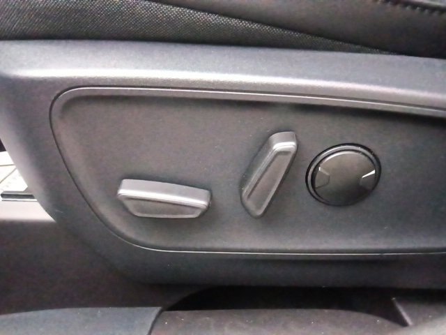 New 2026 Ford Escape ST-Line w/ Tech Pack #1 image 16