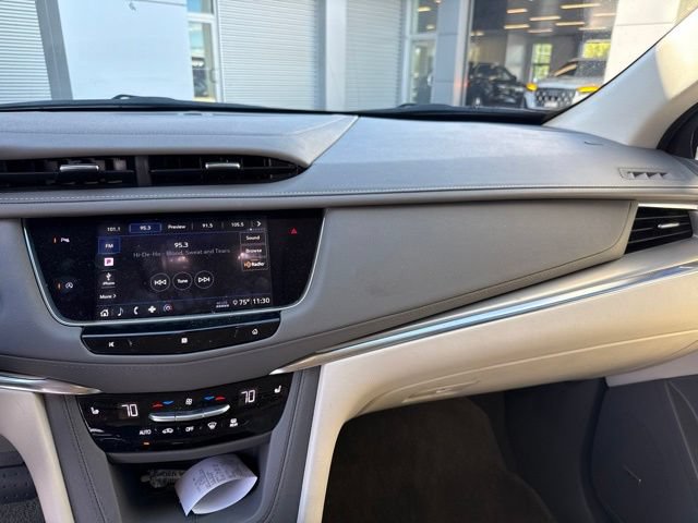 Used 2020 Cadillac XT5 Premium Luxury FWD image 8