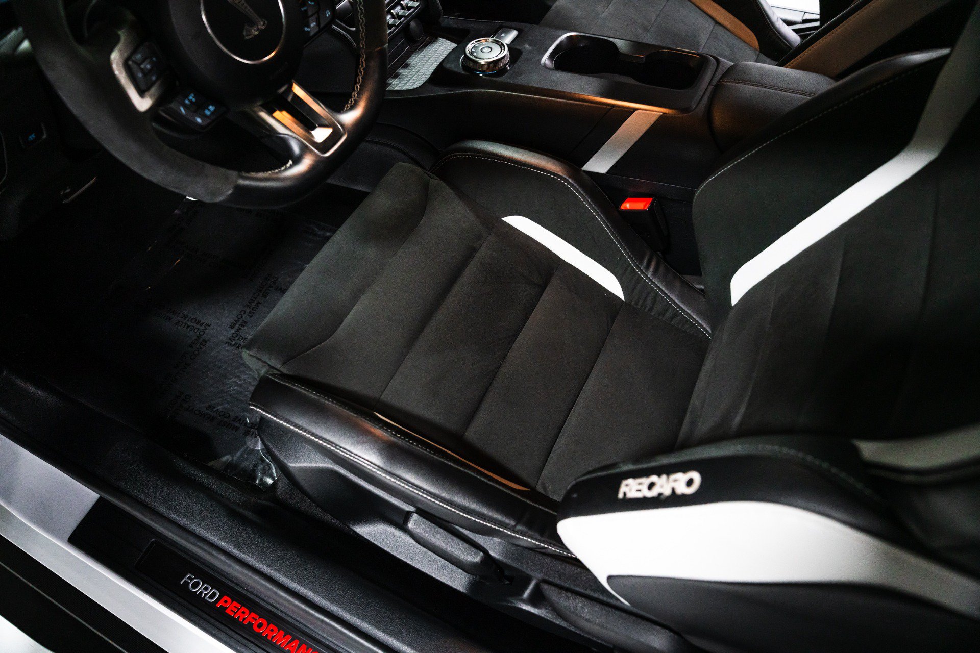 Used 2022 Ford Mustang Shelby GT500 w/ Carbon Fiber Track Pack RWD image 19