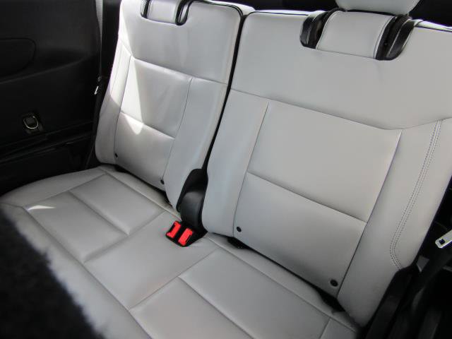 Used 2021 Ford Explorer XLT w/ Equipment Group 202A AWD/4WD image 18