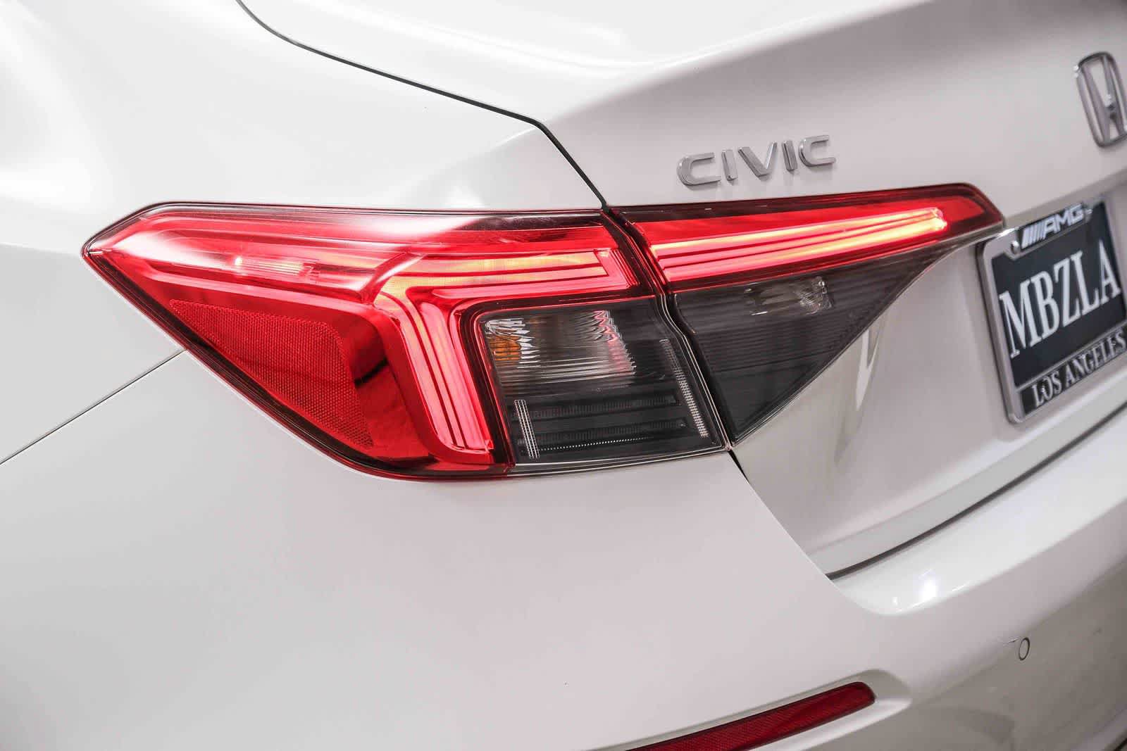 Used 2024 Honda Civic Touring image 7