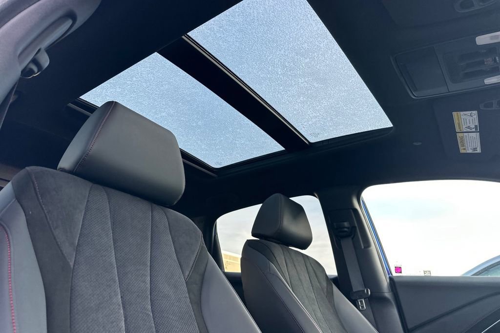 Certified 2025 Acura ADX A-Spec image 18