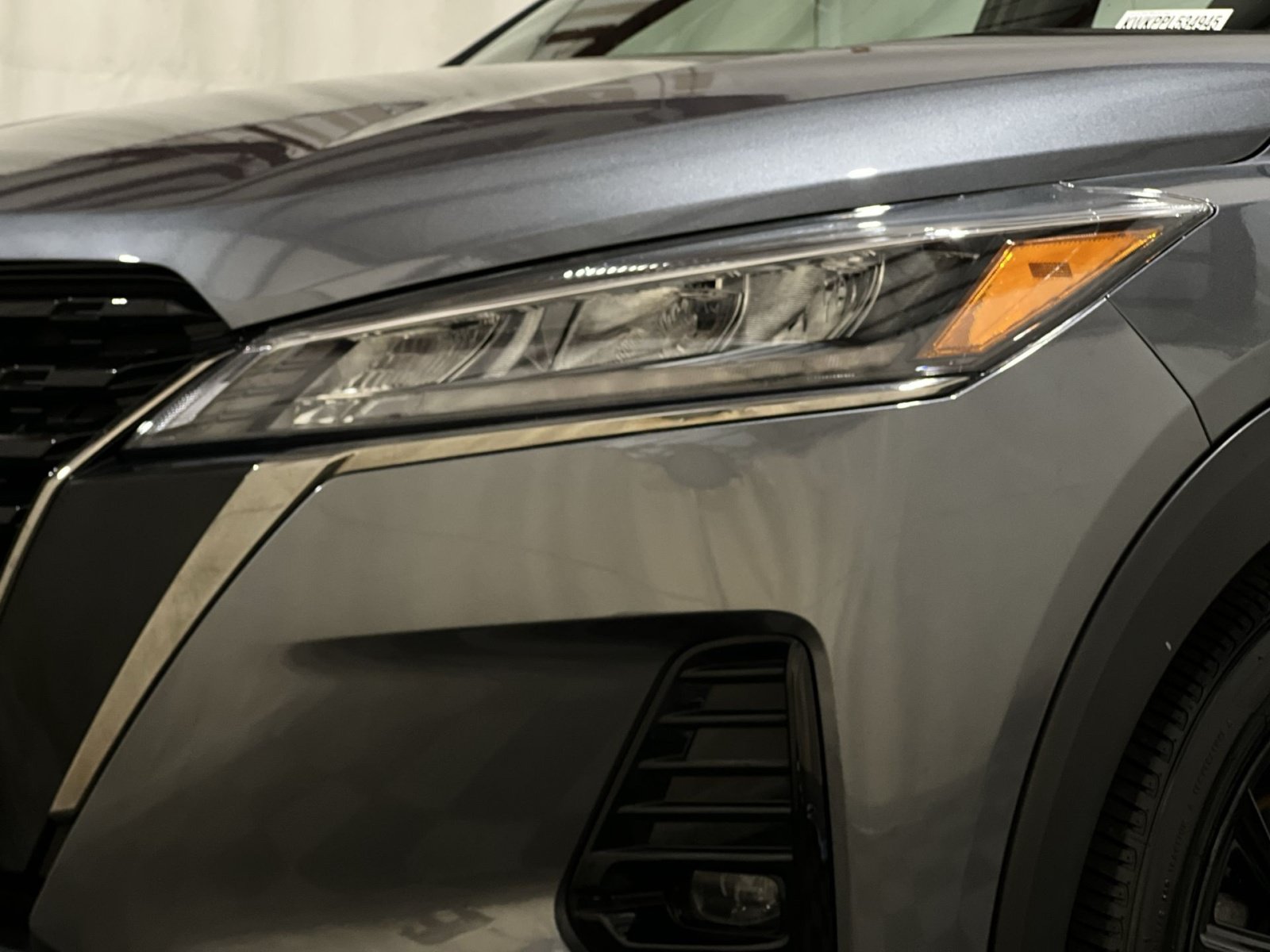 Used 2023 Nissan Kicks SR FWD image 13