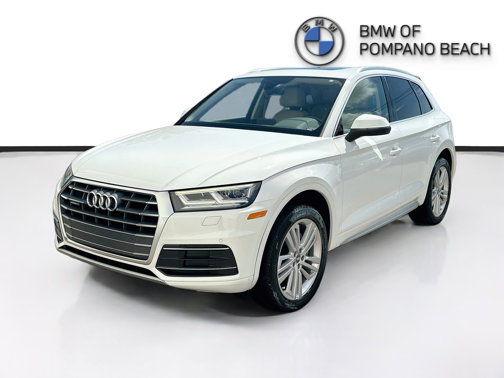 Used 2018 Audi Q5 2.0T Premium Plus w/ Premium Plus Package AWD/4WD image 3