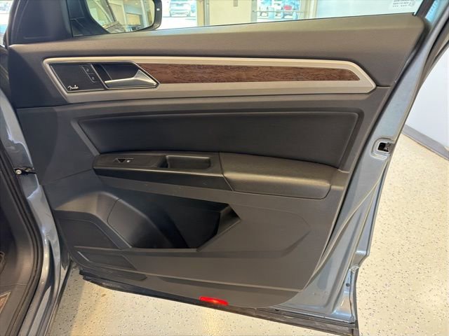 Used 2019 Volkswagen Atlas SEL Premium image 46