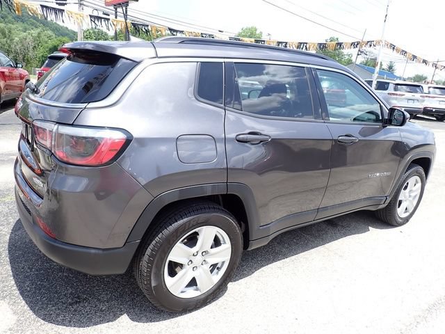 Used 2022 Jeep Compass Latitude w/ Convenience Group AWD/4WD image 7
