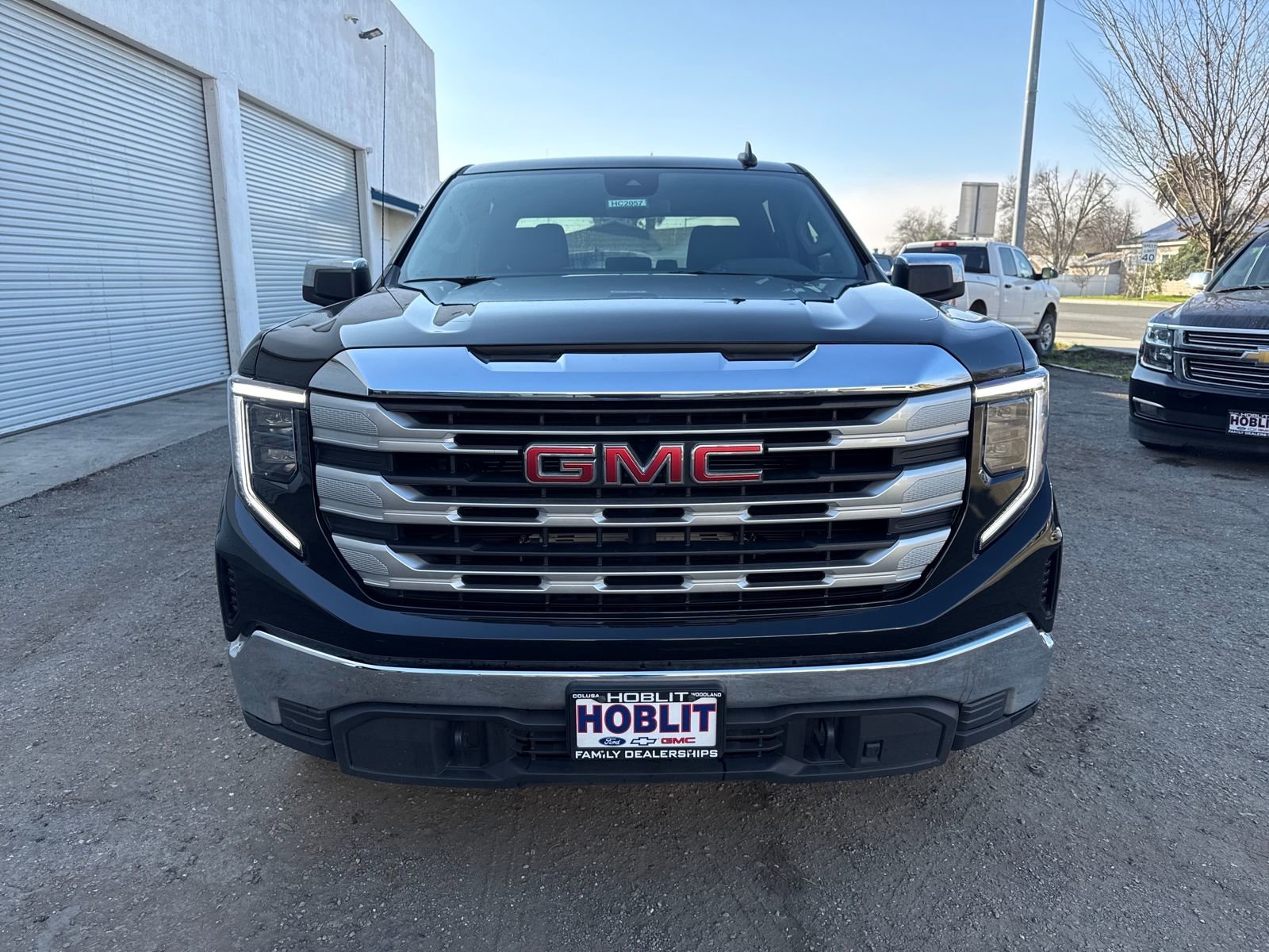 Used 2023 GMC Sierra 1500 SLE image 8