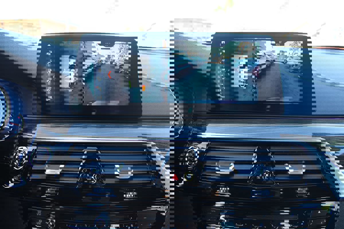 Used 2018 BMW 640i Gran Turismo xDrive image 34