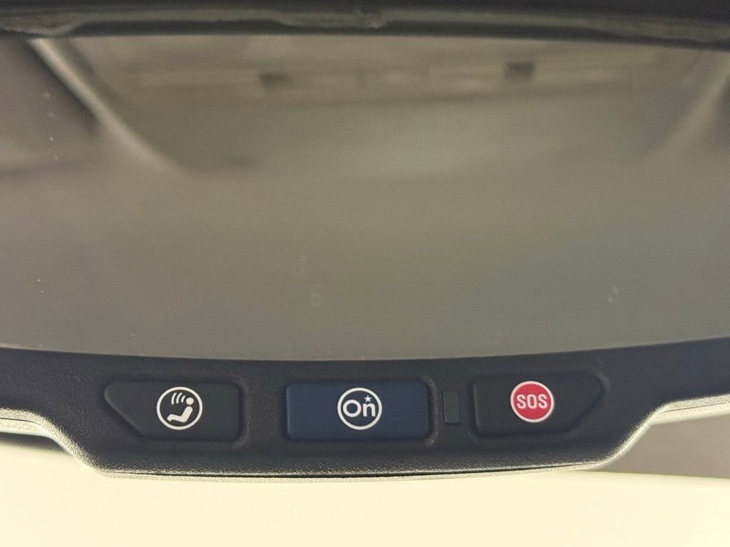 Used 2014 Buick Encore FWD image 21