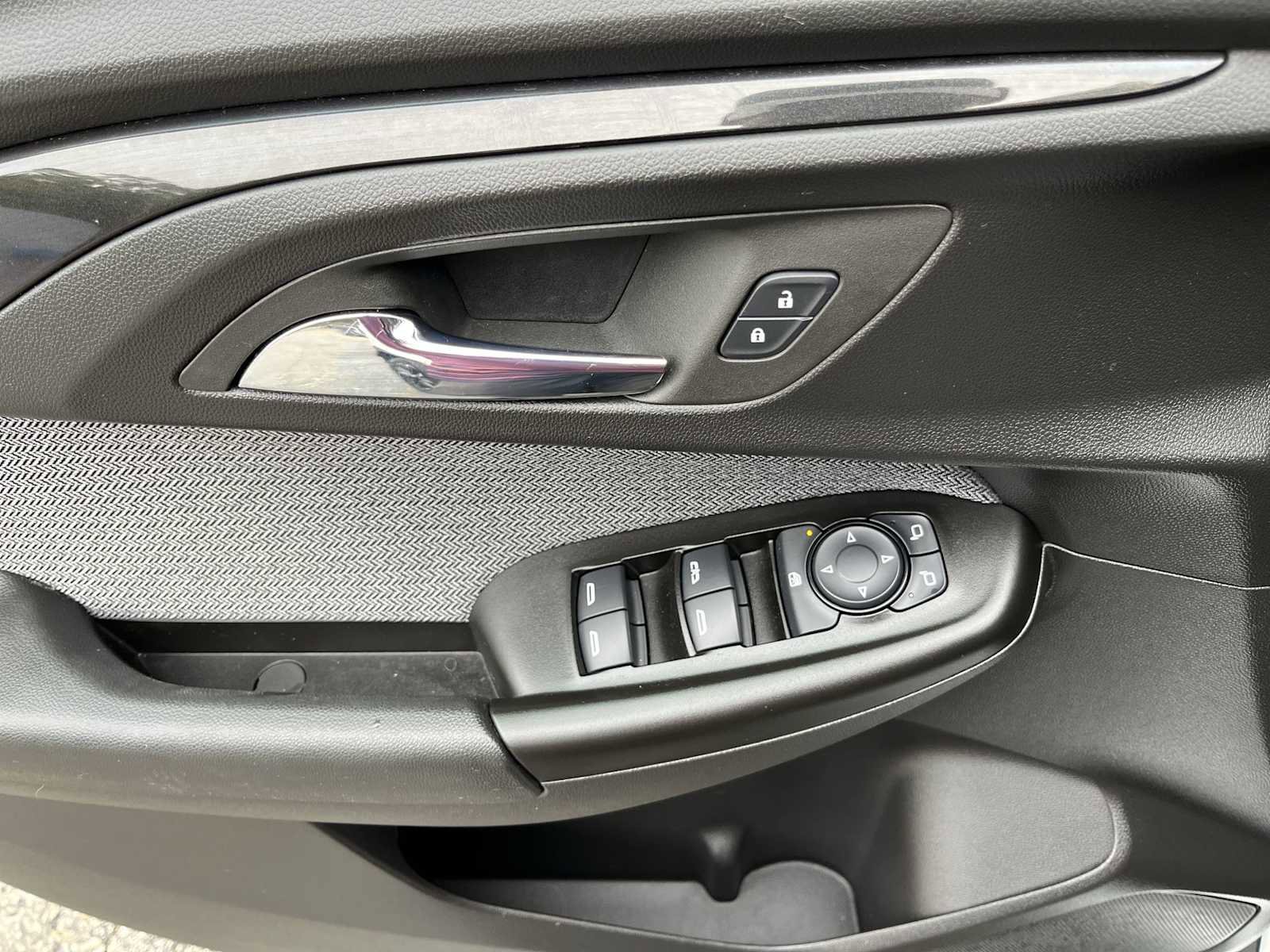 Certified 2023 Chevrolet TrailBlazer LT w/ Convenience Package image 21