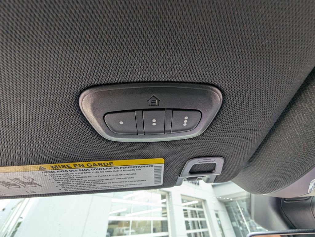 New 2025 Jeep Grand Cherokee Limited w/ Black Appearance Package image 35
